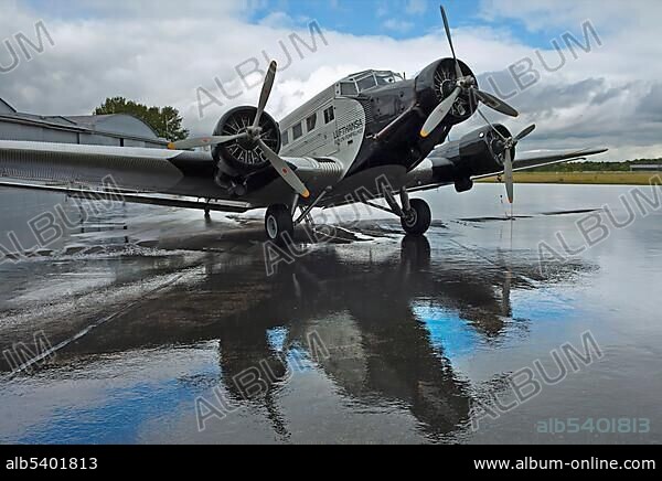Junkers Ju52/3m Berlin-Tempelhof, year of construction 1936, built in Dessau, registration D-AQUI, today registration D-CDLH, in service of the Deutsche Lufthansa, OberschleiÃŸheim, Bavaria, Germany, Europe.