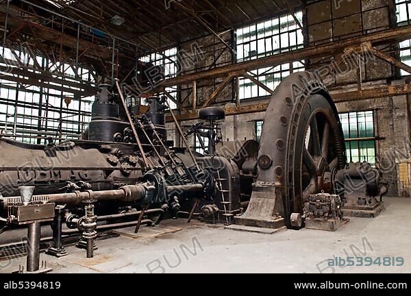 Large Gas Engine of 1914, Heinrichshuette Ironworks, Museum of Iron and Steel with the oldest preserved blast furnace in the region, Hattingen, North Rhine-Westphalia, Germany, Europe.