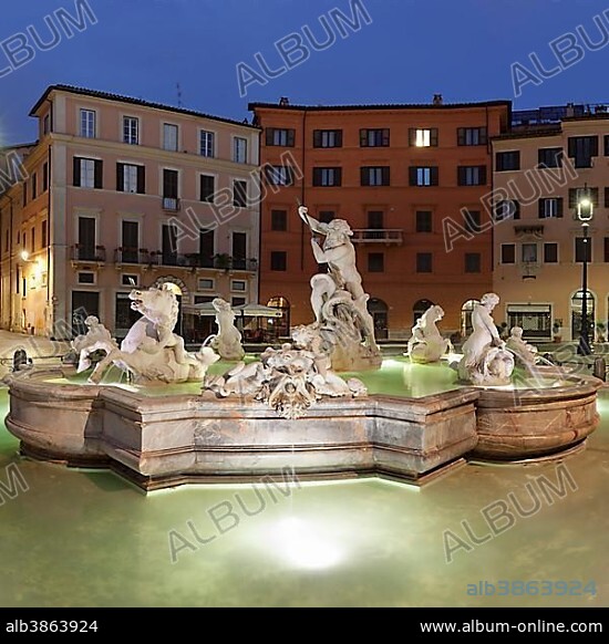Neptune Fountain, Fontana del Nettuno, Piazza Navona, Rome, Lazio, Italy, Europe.