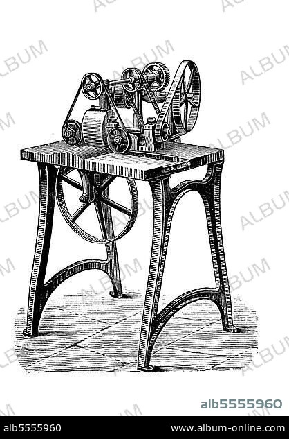Buchbindereimaschinen 1890: eine Maschine zum Schärfen eines flexiblen Lederstreifens, der zum Richten und Polieren der Klinge eines Schneidemessers für die Buchherstellung dient, digital restaurierte Reproduktion einer Originalvorlage aus dem 19. Jahrhundert, Originaldatum nicht bekannt.