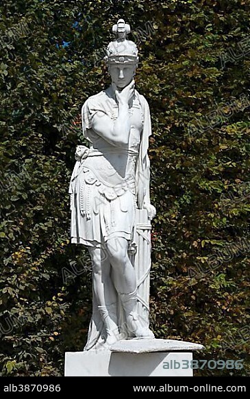 Baroque sculpture, Quintus Fabius Maximus Cunctator, Schönbrunn Palace, Schönbrunn, Vienna, Austria, Europe.