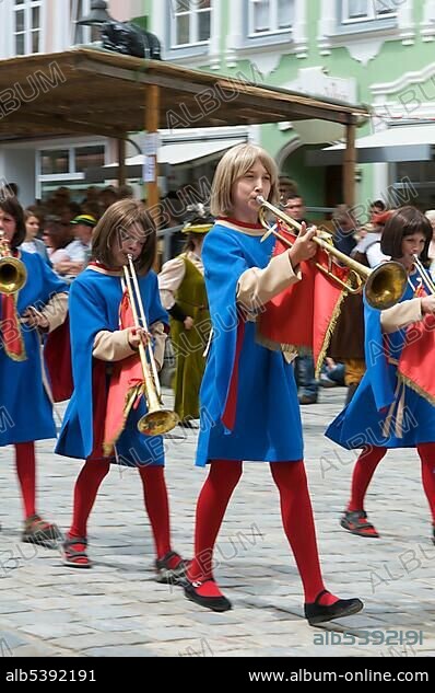 Taenzelfest festival in Kaufbeuren, Allgaeu, Bavaria, Germany, Europe.