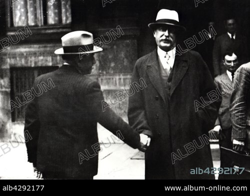 Léon Blum shaking hands with Edouard Daladier after the meeting they've just had with Albert Sarrault.. May 1936.