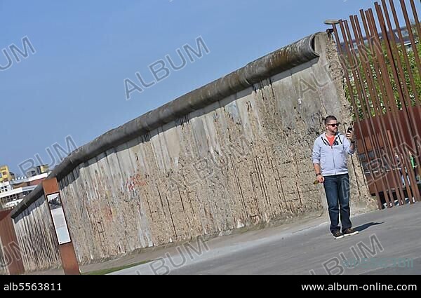Border Wall, Berlin Wall Memorial, Bernauer Strasse, Mitte, Berlin, Germany, Europe.