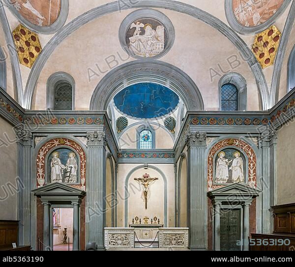 Central room with apse and altar, Sagrestia Vecchia, Old Sacristy, architect Filippo Brunelleschi, Renaissance, Basilica di San Lorenzo, Florence, Tuscany, Italy, Europe.