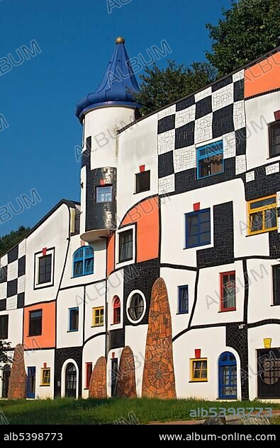 Kunsthaus, Art House of the Rogner Bad Blumau hotel complex, designed by architect Friedensreich Hundertwasser, in spa town Bad Blumau, Styria, Austria, Europe.