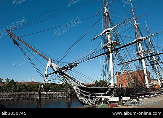 USS Constitution, museum ship, bow, masts, rigging, frigate, U.S. Navy, Charlestown Navy Yard, Freedom Trail, Boston, Massachusetts, New England, USA, North America, America, North America.