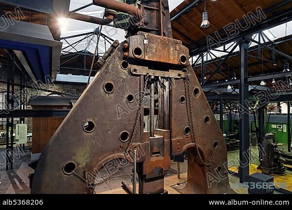 20-ton steam hammer from 1910, disused Altenberg zinc factory, LVR Industriemuseum industrial museum, Oberhausen, Ruhrgebiet region, North Rhine-Westphalia, Germany, Europe.