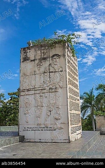 Monumento Memorial Che Guevara, Che Guevara Monument and Mausoleum, Square of the Revolution, Santa Clara, Cuba, Central America.