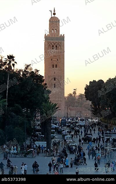 Minaret of the Koutoubia mosque, Place de Foucould, Marrakech, Morocco, Africa.