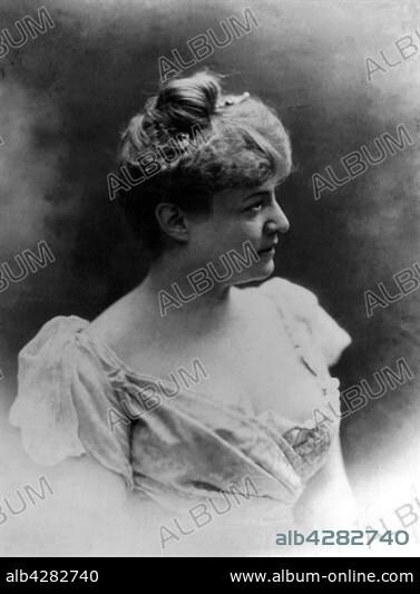 Portrait of Marguerite Durand, director of the newspaper 'La Fronde'. 1900. France. Paris. Bibliothèque Marguerite Durand.