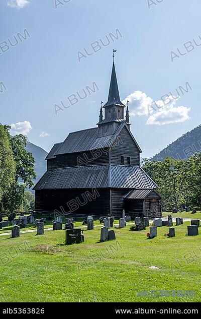 Urnes Stave Church and Cemetery, UNESCO World Heritage Site, Romanesque church from ca. 1130, Vestland, Norway, Europe.