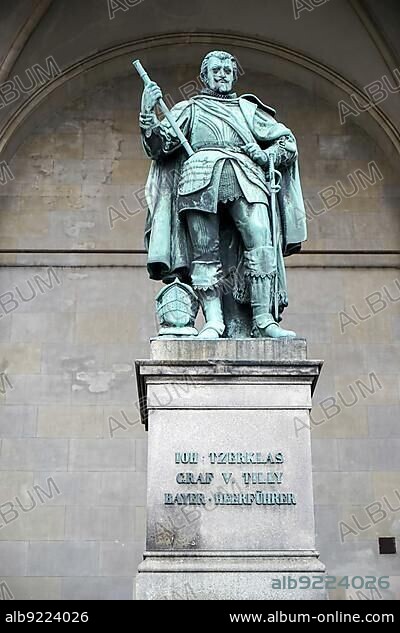 Statue of Graf V Tilly at Feldherrnhalle in Munich.