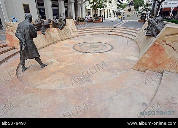 Independence Monument in the pedestrian zone in the historic town centre of Guayaquil, Ecuador, South America.