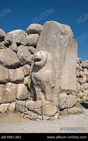 Lion Gate, ruins of the Hittite city of Hattuša, near Bogazkale, Province of Çorum, Turkey, Asia.