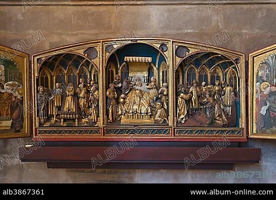 Elisabeth altar, 1509 - 1514, by sculptor Ludwig Juppe, Gothic Elisabethkirche church, Marburg, Hesse, Germany, Europe.
