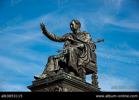 Monument to King Maximilian I Joseph of Bavaria, Munich, Upper Bavaria, Bavaria, Germany, Europe.