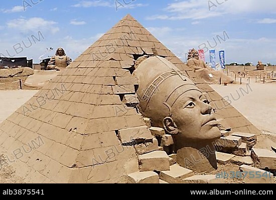 Nefertiti sand sculpture by Karlis Ile, International Antalya Sand Sculpture Festival Sandland, Antalya, Antalya Province, Turkey, Asia.