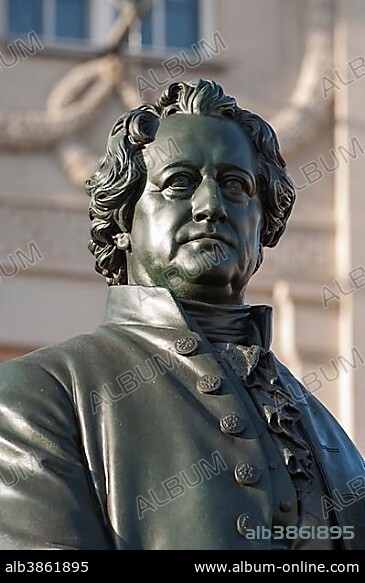 Goethe-Schiller monument, sculpture of Goethe, Weimar, Thuringia, Germany, Europe.