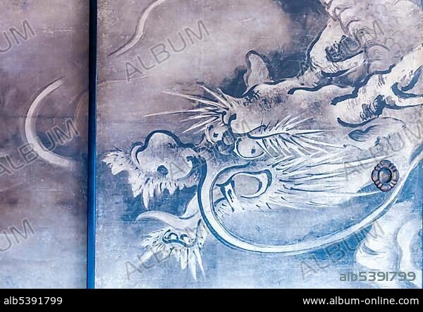 Dragon on a paper wall, Shoji, painting in Kennin-ji, Kenninji Temple, Komatsucho, Kyoto, Japan, Asia.