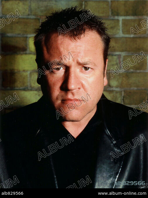 RAY WINSTONE in CHRONICLES OF NARNIA: THE LION, THE WITCH AND THE