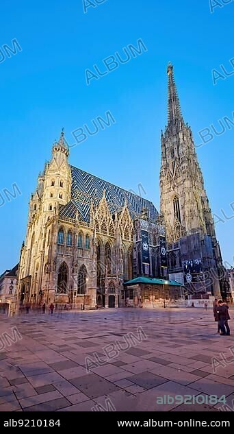 Stephansdom St. Stephen Cathedral. Stephansplatz. Vienna Austria.