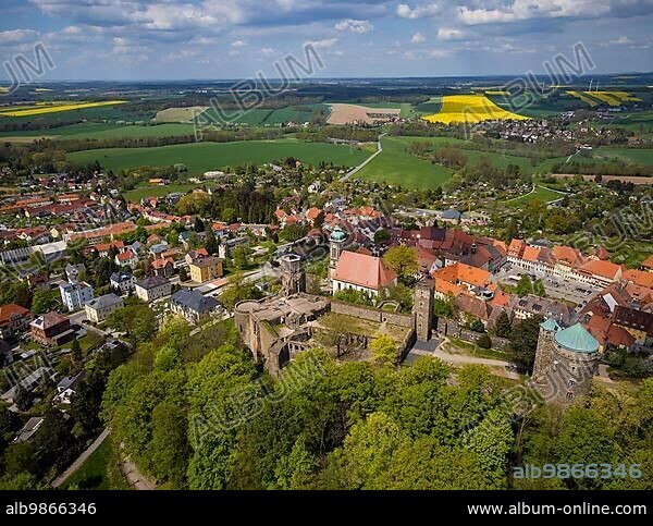Stolpen Castle, which in its history was converted from a hilltop castle to a palace and later used as a fortress, is located about 27 kilometres east of Dresden, directly south of the historic town centre of Stolpen in the district of Sächsische Schweiz-Osterzgebirge at 356 m above sea level.