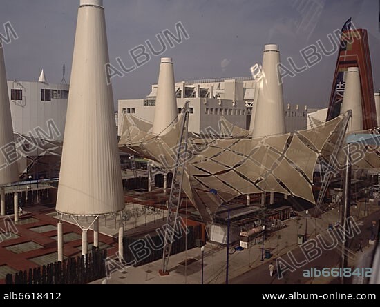 KARSTEN K. KREBS. AVENIDA DE EUROPA - CONOS DE REFRIGERACION DEL PABELLON DE EUROPA.