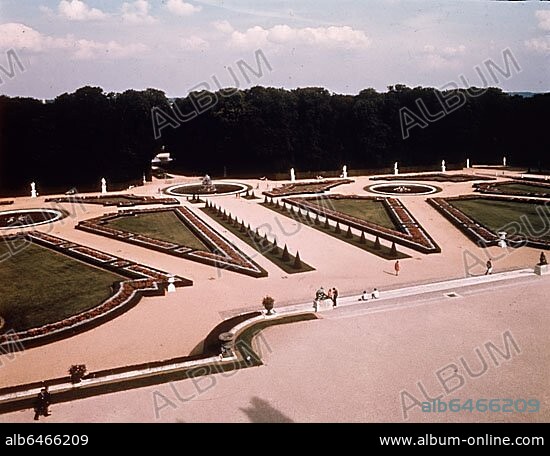 ANDRE LE NOTRE (1613-1700). JARDINES DE VERSALLES DISEÑADOS EN EL SIGLO XVII.