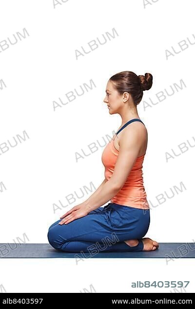 Vajrasana - Kneeling Pose | LexiYoga