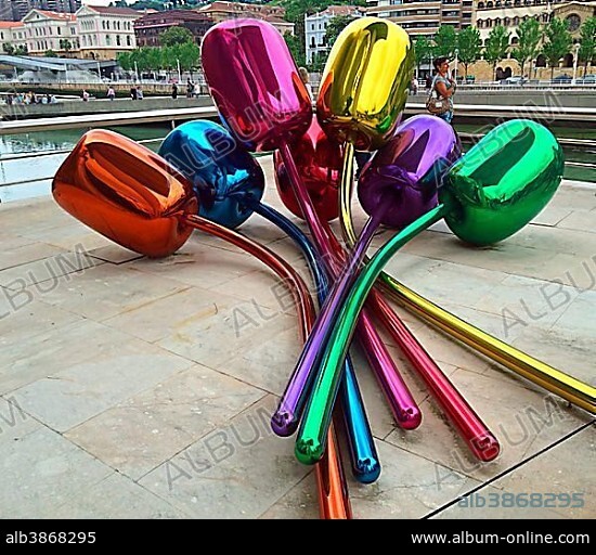 Tulips, sculpture by Jeff Koons in front of Guggenheim Museum, Bilbao, Basque Country, Spain, Europe.