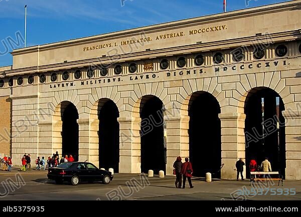Aeusseres Burgtor, exterior gate, Hofburg, Vienna, Austria, Europe.