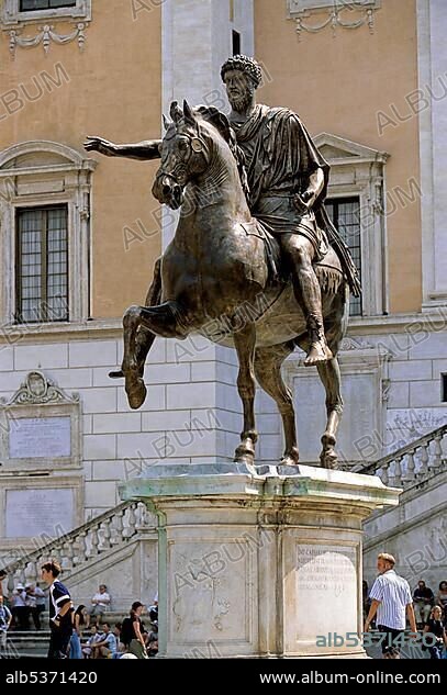 Bronze statue, equestrian statue, Marcus Aurelius, Capitoline Hill, Piazza del Campidoglio, Rome, Lazio, Italy, Europe.