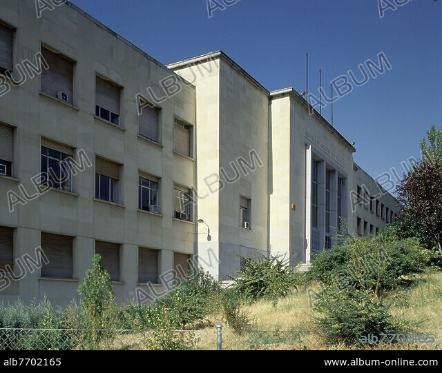 ESCUELA DE ARQUITECTURA Album alb7702165