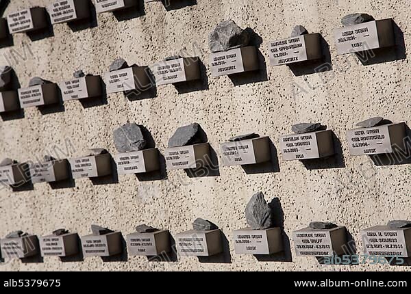 Memorial plaques on the exterior wall of the Old Jewish Cemetery, Holocaust, Auschwitz, Frankfurt, Hesse, Germany, Europe.