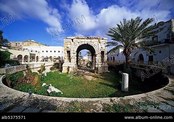 Triumphal arch of Marcus Aurelius, historic centre of Tripoli, Libya, Africa.