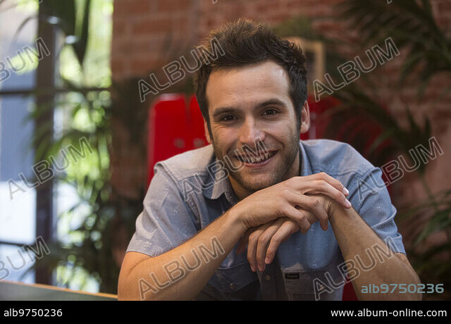 Entrevista con el actor Ricardo Gómez - Album alb9750236