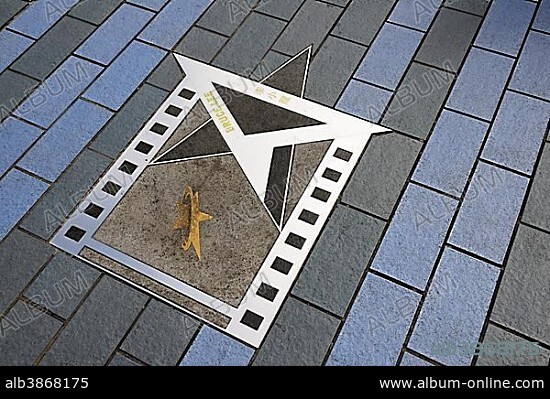 Walk of Fame, star of Bruce Lee on the ground, Tsim Sha Tsui, Kowloon, Hong Kong, China, Asia.