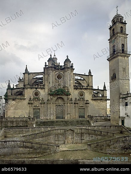 FACHADA PRINCIPAL Y TORRE DE LA CATEDRAL DE JEREZ DE LA FRONTERA - SIGLO XVII.
