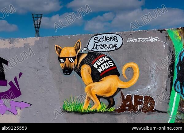 Germany, Berlin, 07. 05. 2020, Mauerpark, GraffitiMauer, Graffiti by graffiti artist Eme Freethinker, Dog, Fuck Alternative, Fuck Nazis, AfD, Europe.