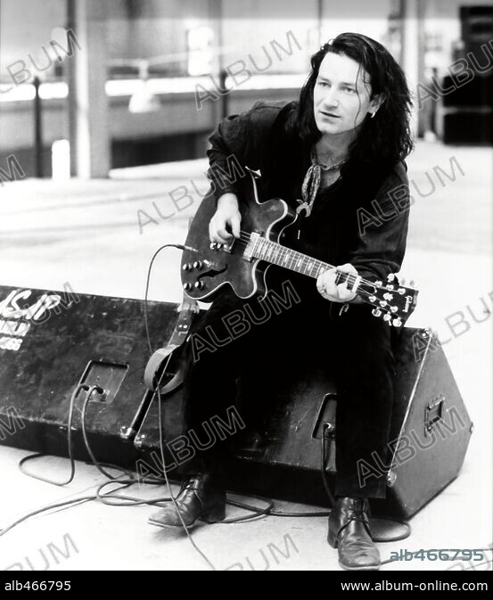 BONO in U2: RATTLE AND HUM, 1988, directed by PHIL JOANOU