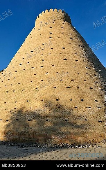 Historic city walls of Ark fortress in Bukhara, Buchara, Silk Road, Unesco World Heritage Site, Uzbekistan, Central Asia, Asia.