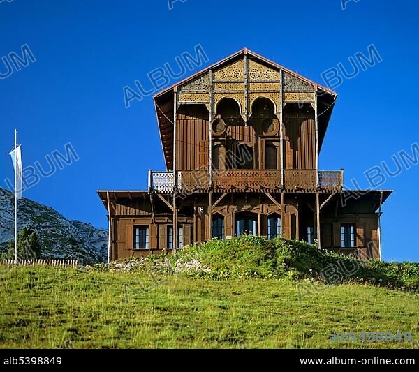 Koenigshaus, King's House at Mt. Schachen, hunting lodge of King Ludwig II, Wetterstein Range, Garmisch-Partenkirchen, Upper Bavaria, Bavaria, Germany, Europe.
