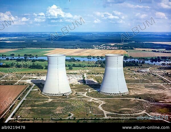 The largest German nuclear power plant was to be built in Stendal. From 1972 to 1991, the Russian-designed pressurised water reactor was built in Stendal Niedergörne. After reunification, the already built buildings and cooling towers were demolished, historical, Saxony-Anhalt, Germany, Europe.