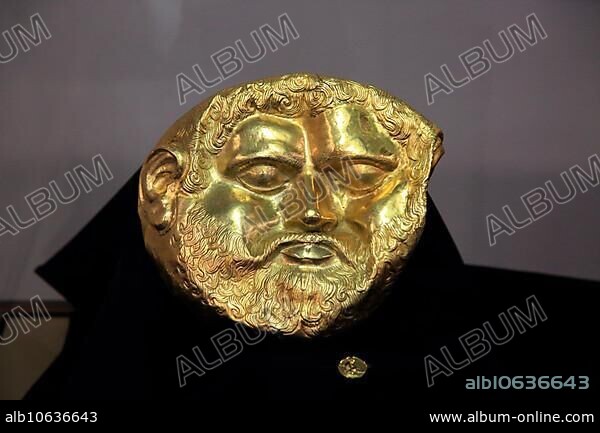 Gold mask of a Thracian king on display in Kazanlak museum, Bulgaria, Europe.