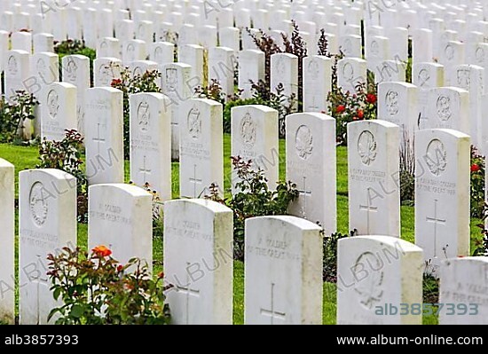 Tyne Cot Commonwealth War Graves Cemetery, the largest Commonwealth cemetery in the world, with over 12,000 soldiers' graves from the First World War, Passendale, West Flanders, Belgium, Europe.
