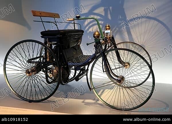 Daimler Motor-Quadricycle steel-wheeled carriage from 1891, Mercedes-Benz Museum, Stuttgart, Baden-Württemberg, Germany, Europe.
