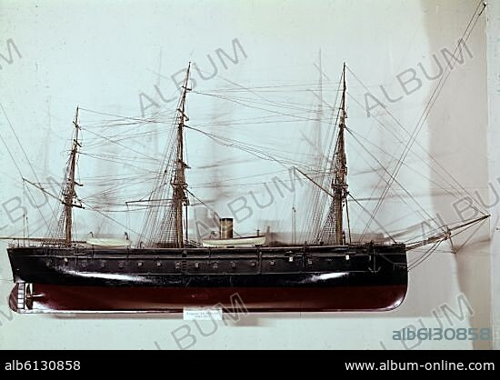 MAQUETA DE LA FRAGATA ARAPILES.