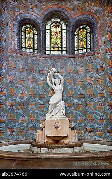 Art Nouveau fountain, Gellért Thermal Baths, Budapest, Hungary, Europe.