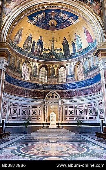 Apse of the choir with mosaics by Jacopo Torriti and Jacopo da Camerino, San Giovanni in Laterano, Basilica of St. John Lateran, Cathedral of Rome, Rome, Lazio, Italy, Europe.